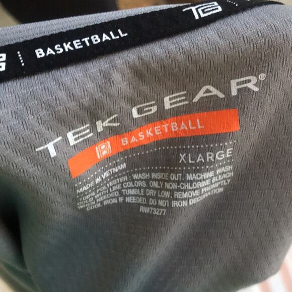 Tek Gear Basketball Gray Tank Top Men's Size XL - Picture 7 of 7